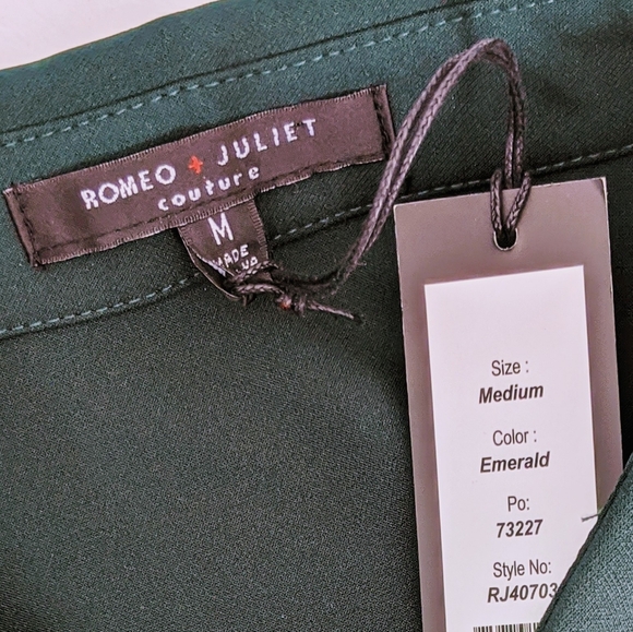 Romeo + Juliet Tunic Collared Wide Long Sleeve Split Cuffs Emerald Green M NWT - Picture 8 of 8